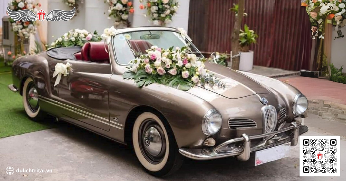 Cho thuê xe hoa mui trần kiểu dáng thể thao